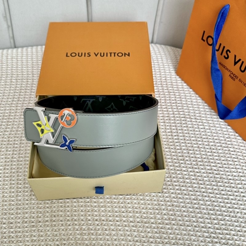 l0vis Vvtt0n belts